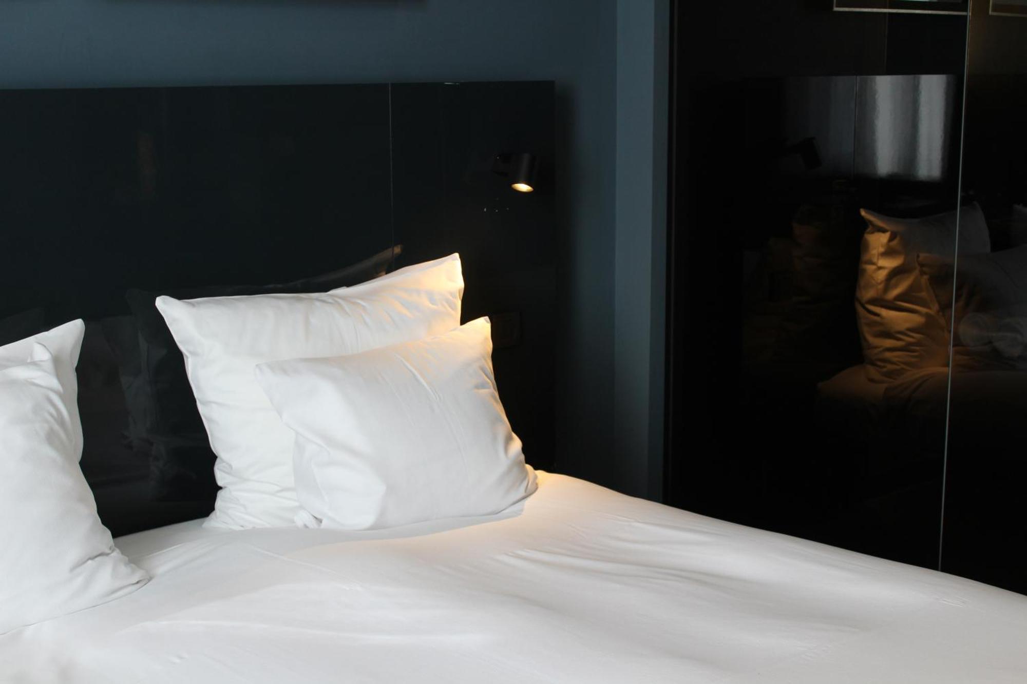Hotel Les Nuits แอนต์เวิร์ป ภายนอก รูปภาพ