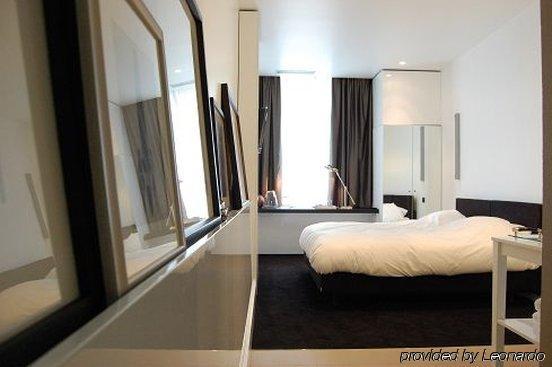 Hotel Les Nuits แอนต์เวิร์ป ห้อง รูปภาพ