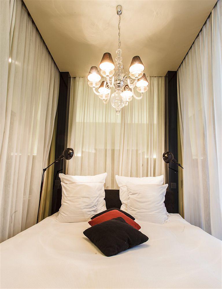 Hotel Les Nuits แอนต์เวิร์ป ภายนอก รูปภาพ